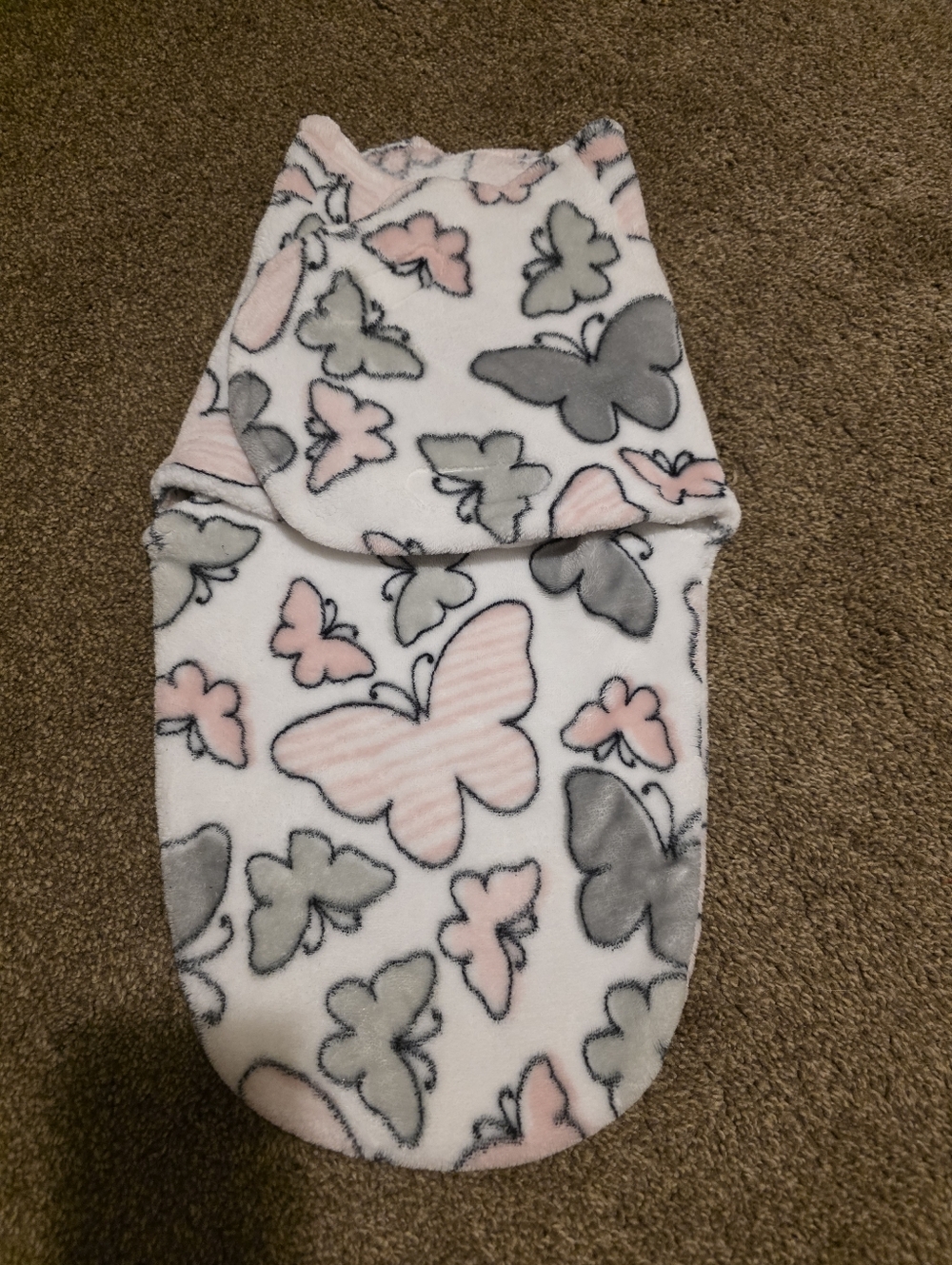 Infant Girl's Soft Fleece Swaddle